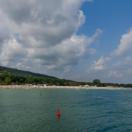 Апартамент Гардения Apartment Varna Bagian luar foto