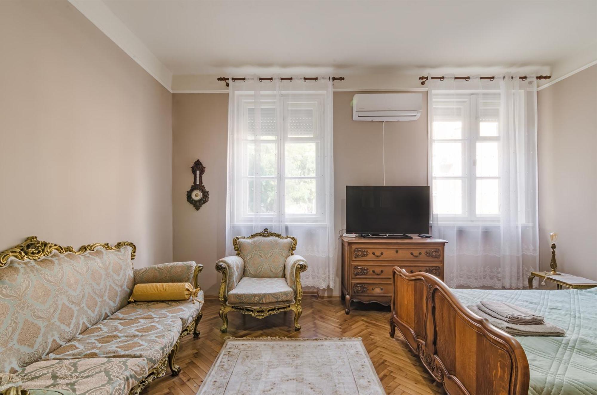 Апартамент Гардения Apartment Varna Bagian luar foto